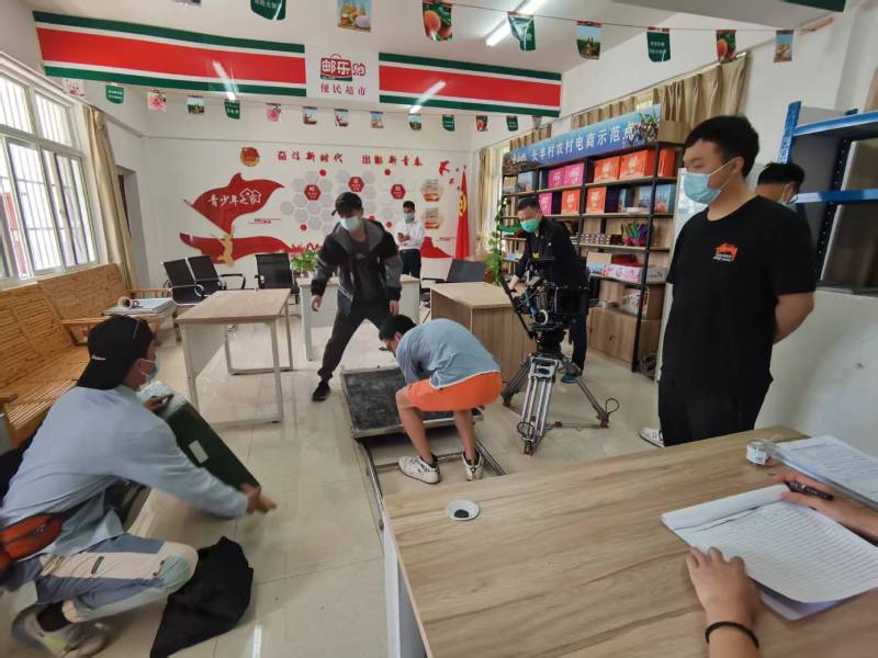追星女孩心理学分析报告：金华广告片拍摄公司揭秘饭圈应援式传播逻辑